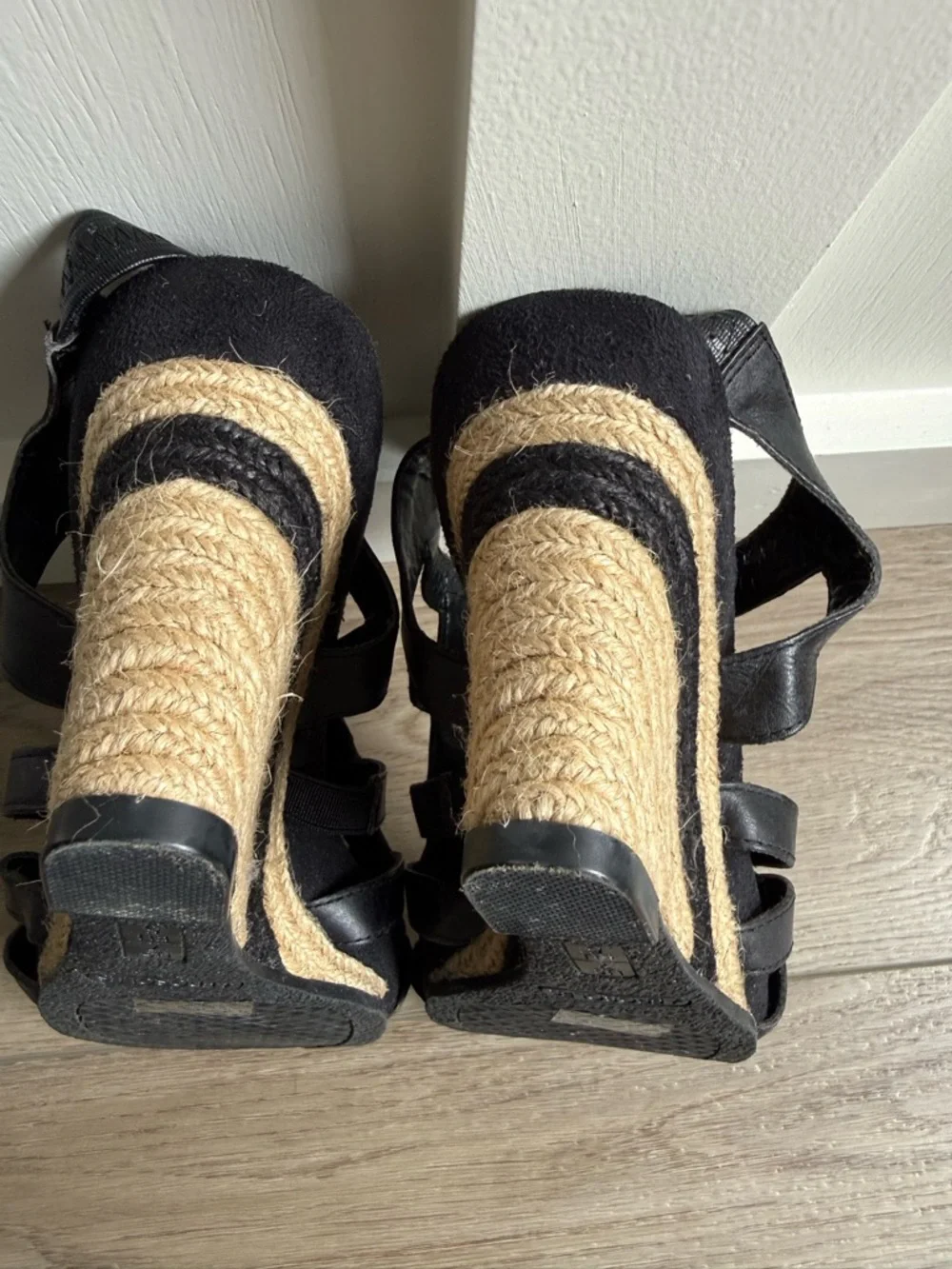AEROSOLES Black Espadrille Wedge Sandals